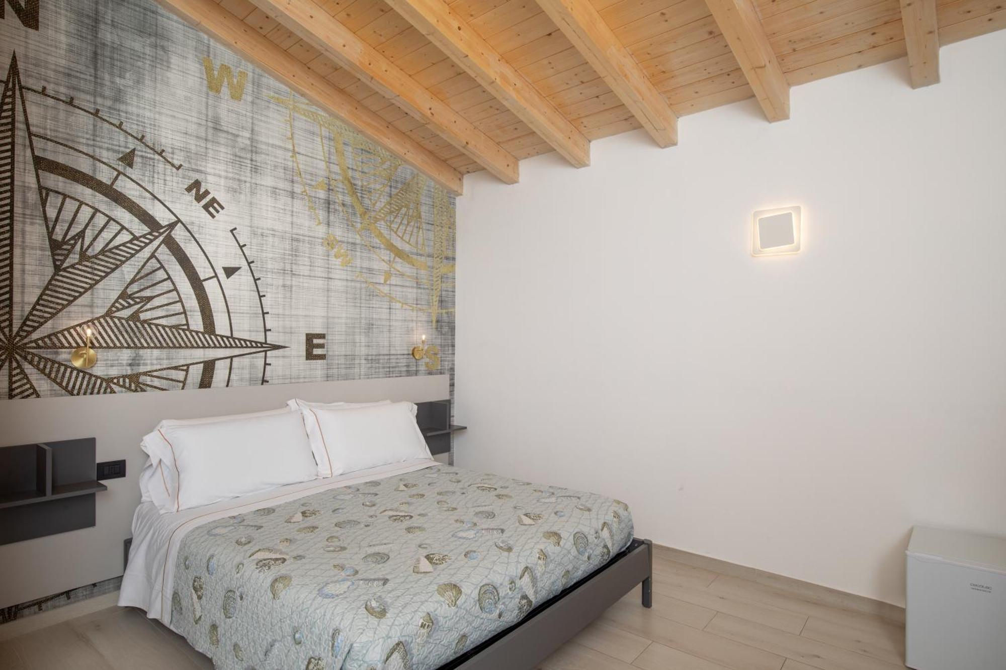 Theodore Rooms San Teodoro  Bagian luar foto
